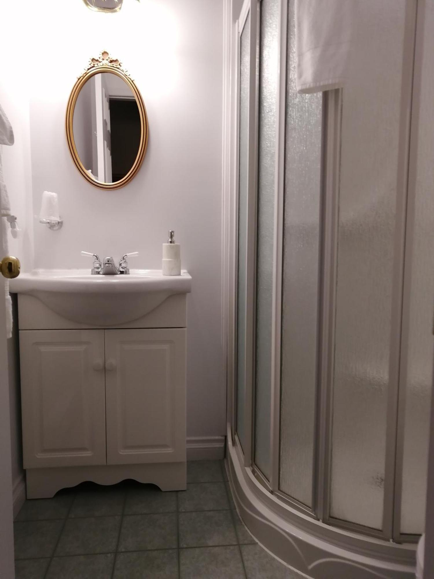 Bed and Breakfast Au Coeur De Saint-Sauveur-des-Monts Zimmer foto