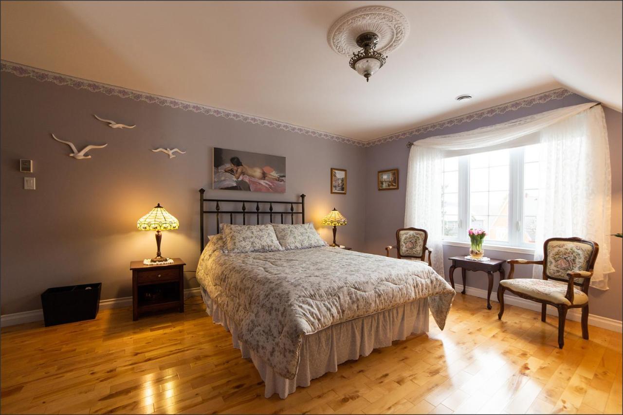 Bed and Breakfast Au Coeur De Saint-Sauveur-des-Monts Exterior foto