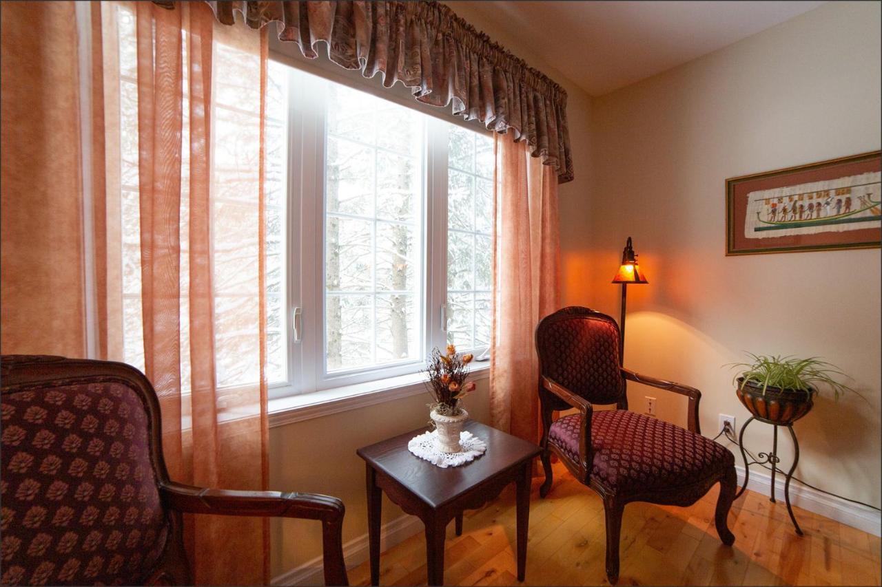 Bed and Breakfast Au Coeur De Saint-Sauveur-des-Monts Exterior foto