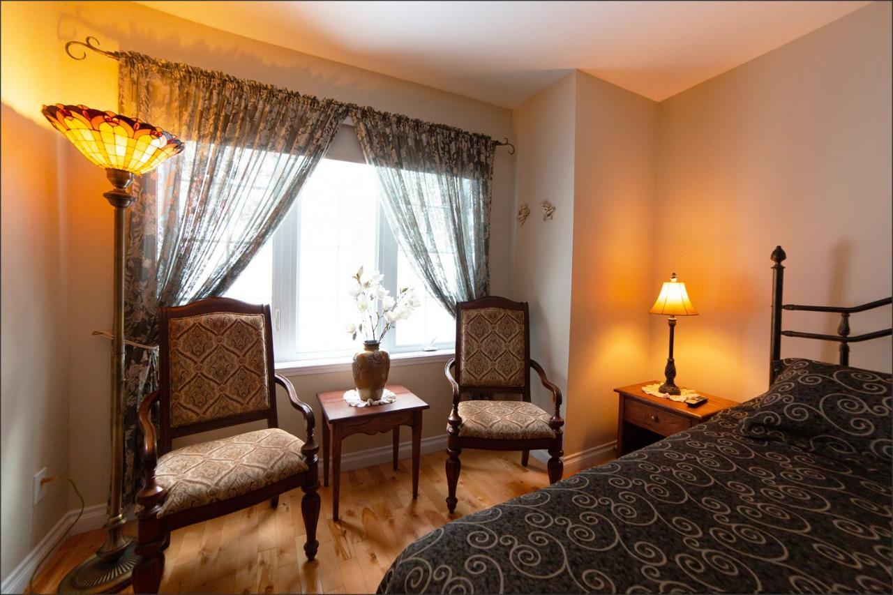 Bed and Breakfast Au Coeur De Saint-Sauveur-des-Monts Exterior foto